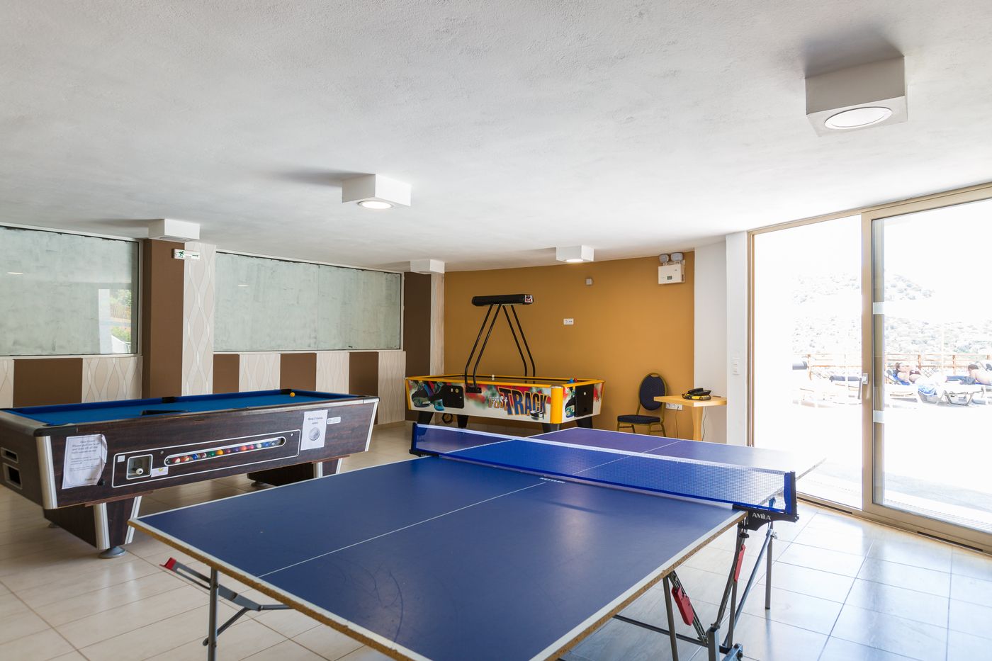 Filion-Suites-Resort---Spa-Sports-and-Entertainment-52