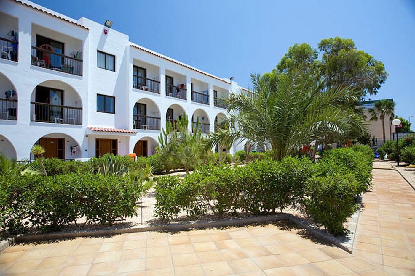 Sal Rossa Apartments