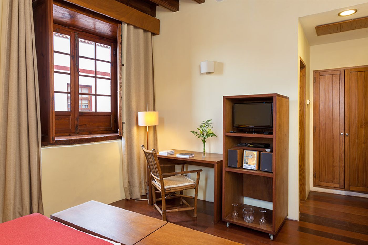 Hotel-LIVVO-La-Quinta-Roja-Room-33