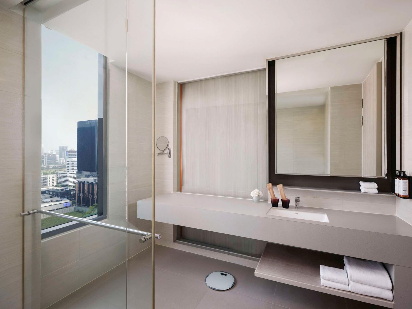 Mercure-Bangkok-Siam-Room-32