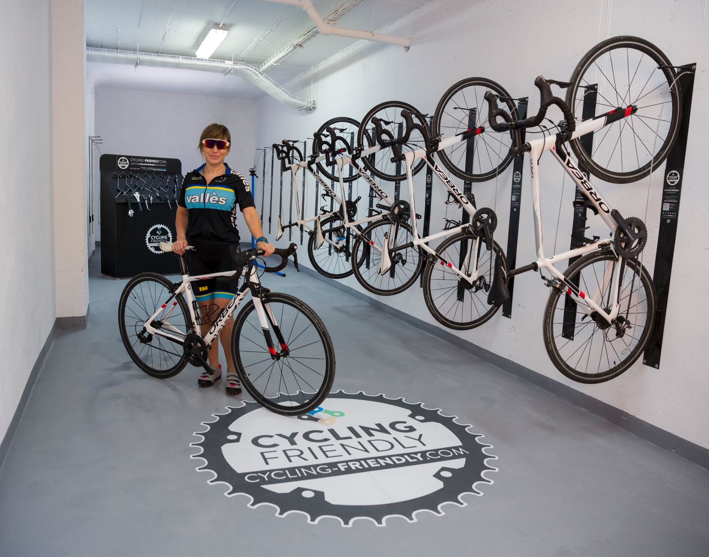 Puente-Real-Sports-and-Entertainment-57