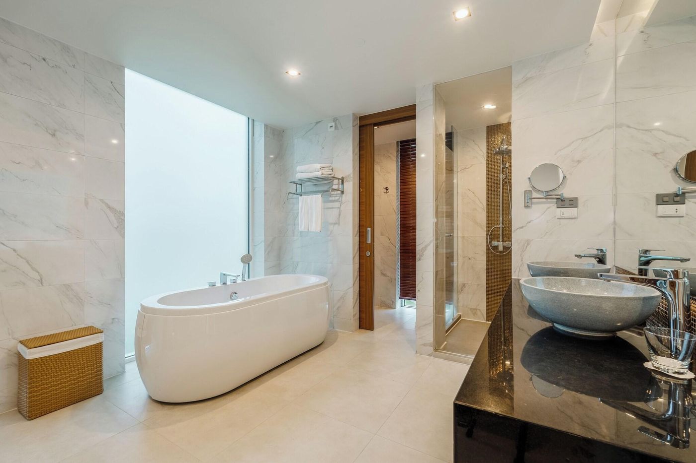 Splash-Beach-Resort-Room-61