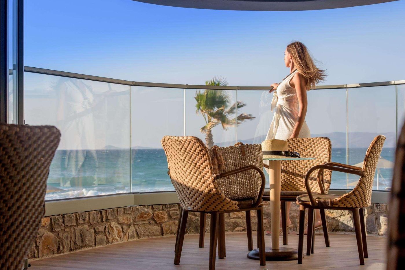 Arina-Beach-Hotel-Bar-47