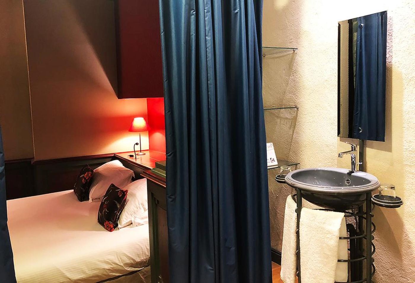 Cour des Loges Lyon, a Radisson Collection Hotel - France - LYON - Room - 3