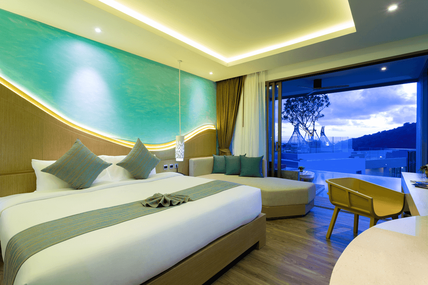 Crest Resort And Pool Villas Phuket