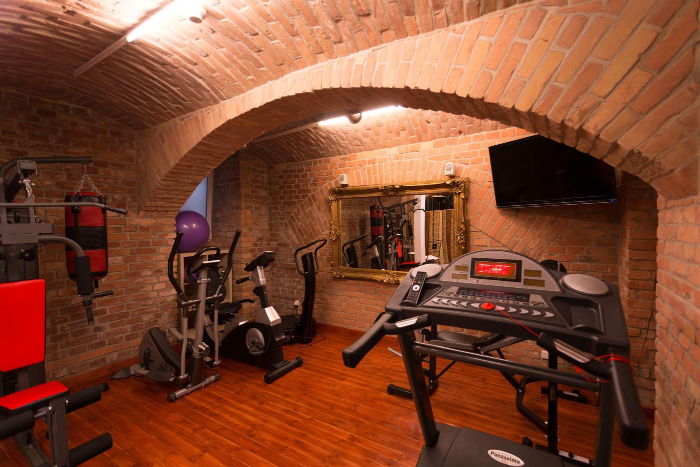 Best Western Plus Hotel Arcadia - Austria - Vienna - Sports and Entertainment - 0