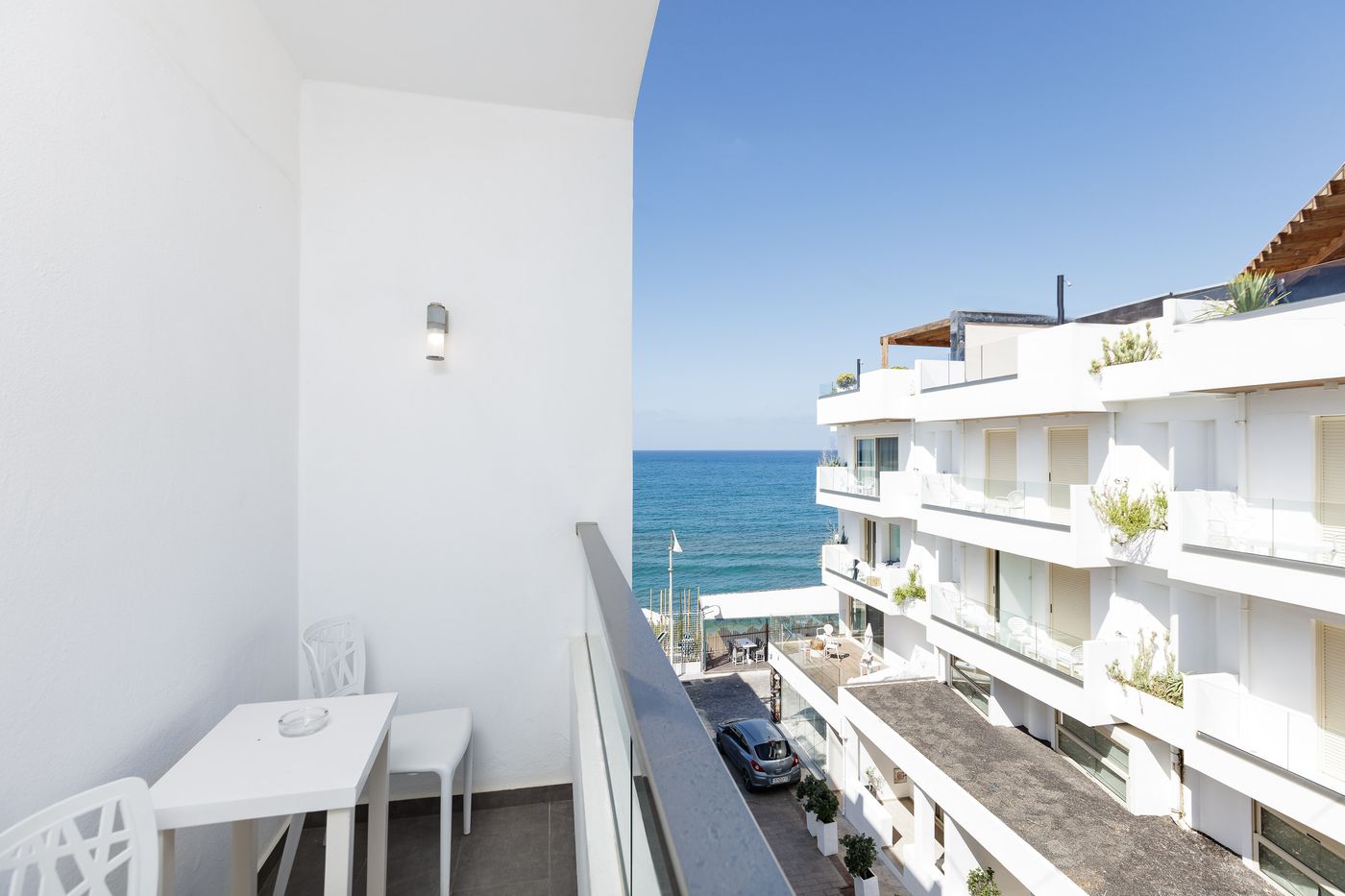 Kahlua Boutique Hotel & Suites