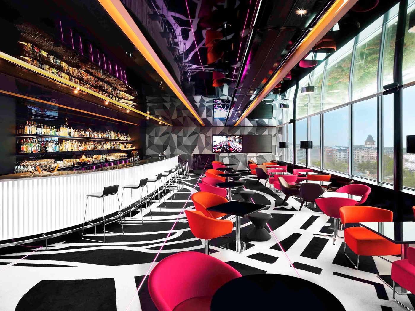 Sofitel-Luxembourg-Le-Grand-Ducal-Bar-17