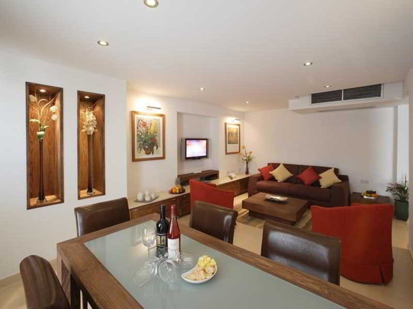 Club-Salina-Warhf-General-view-14