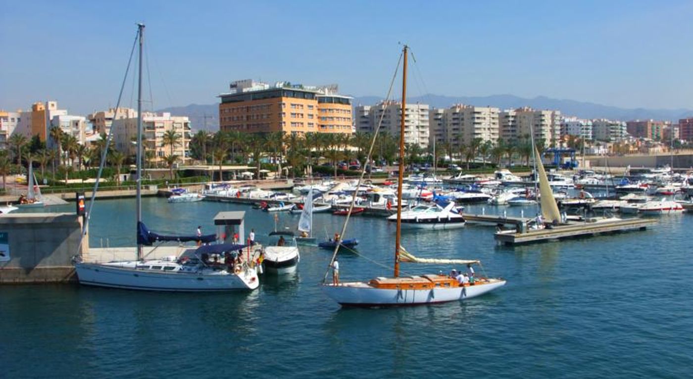 Hotel Puerto Juan Montiel