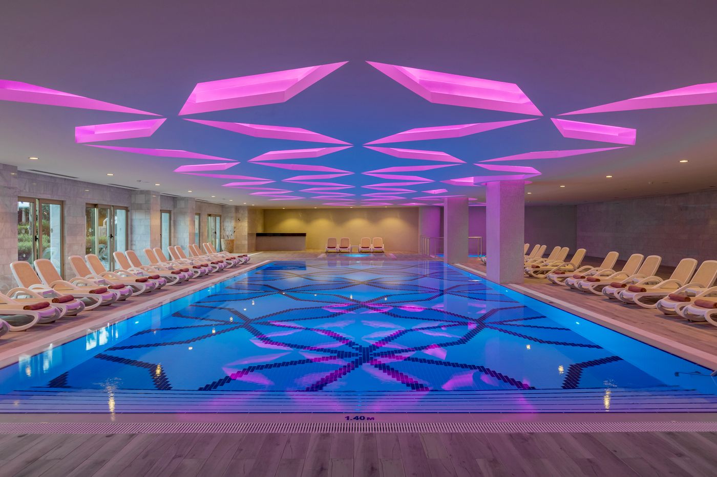 Royal-Taj-Mahal-Pool-68