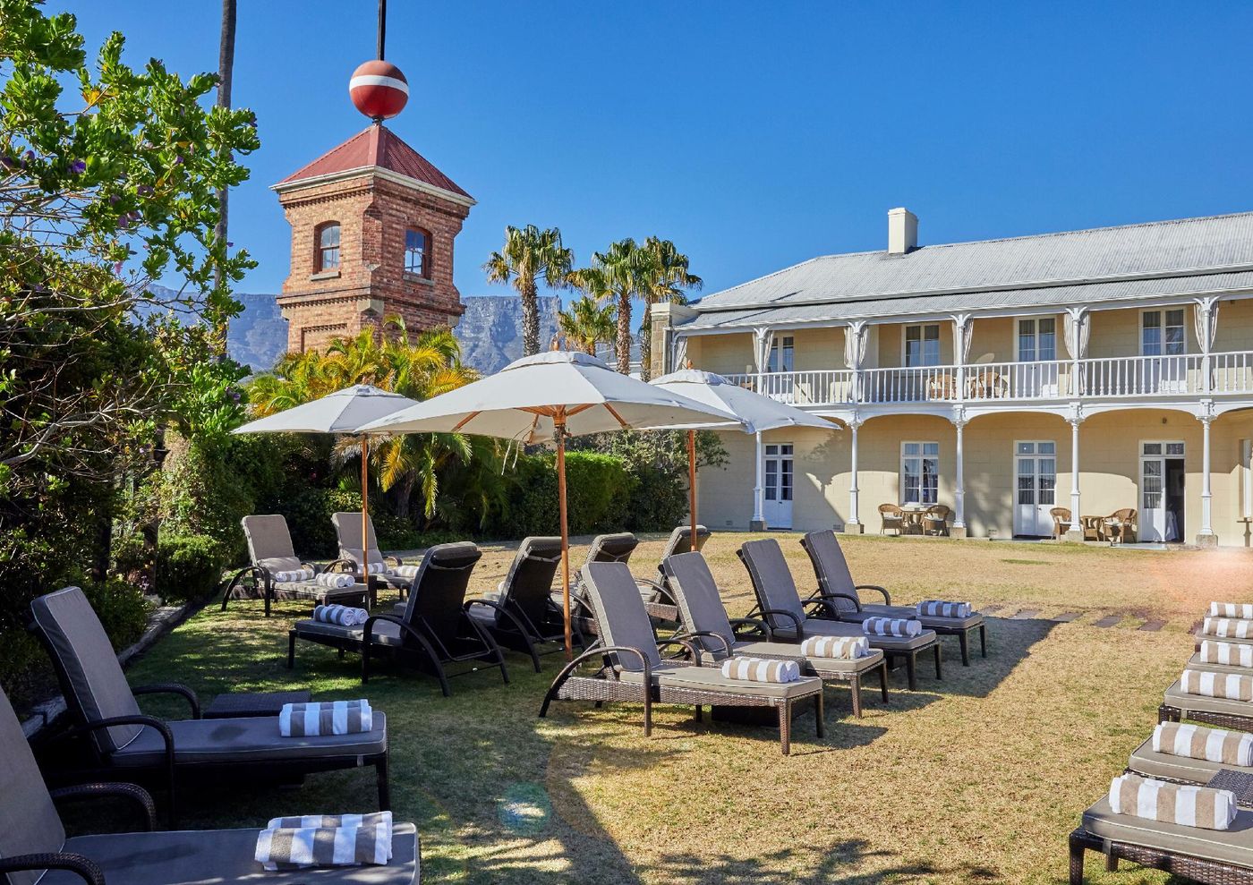 Dock-House-Boutique-Hotel-and-Spa-by-Newmark-General-view-4