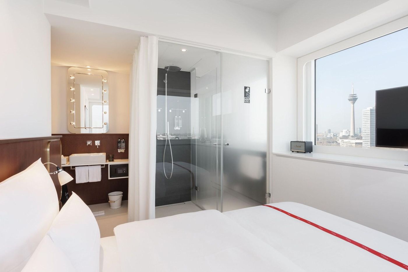 Ruby Luna Hotel Düsseldorf - Germany - Düsseldorf - Room - 9