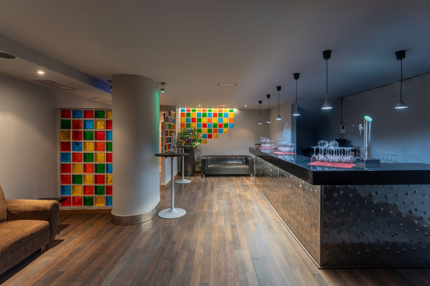 EXE-Las-Palmas-Bar-40