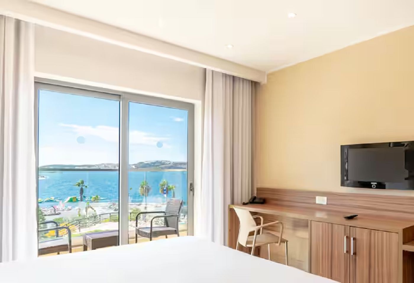 DoubleTree-by-Hilton-Malta-Room-60