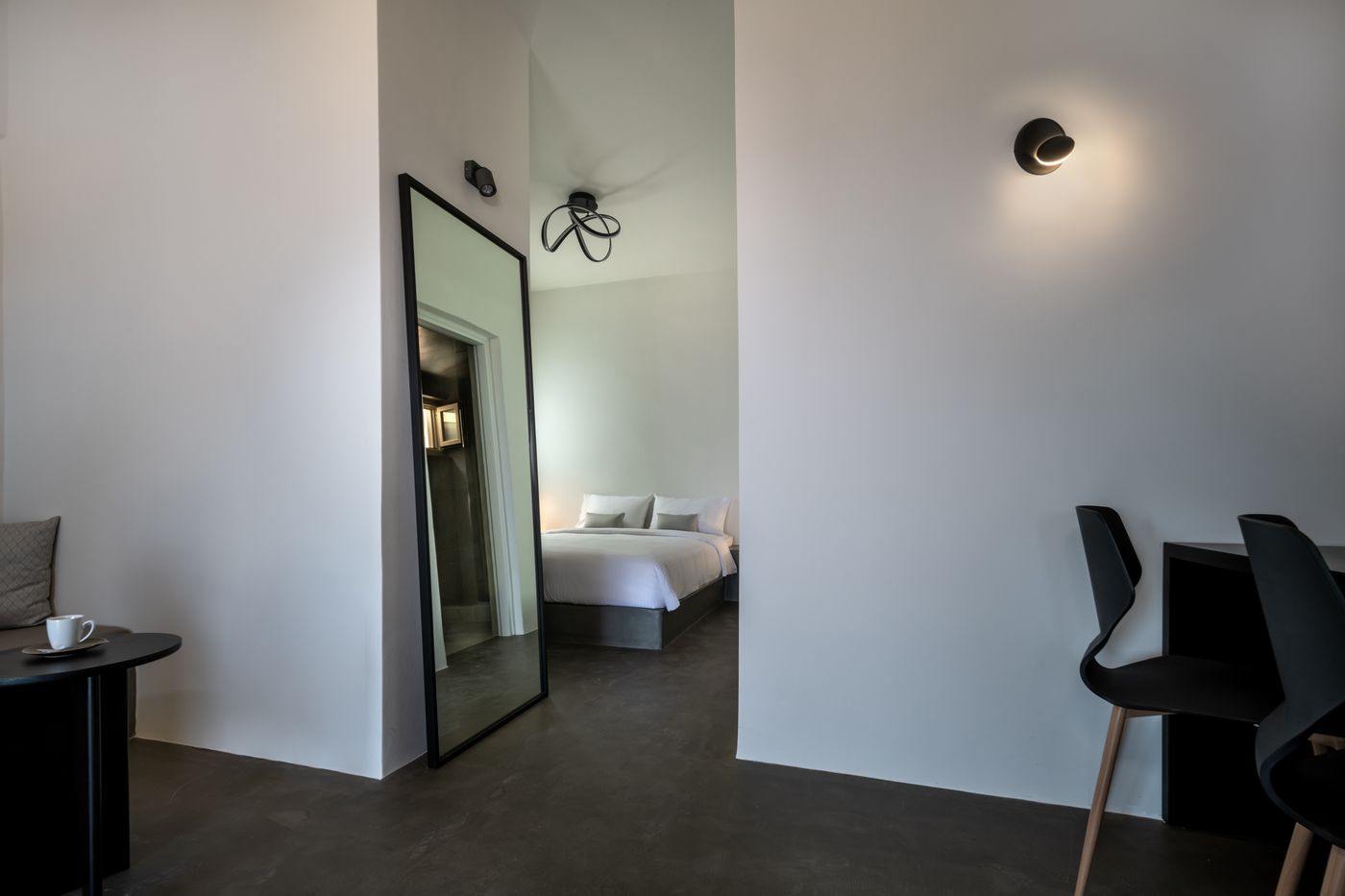 Colombos-Beachfront-Room-10