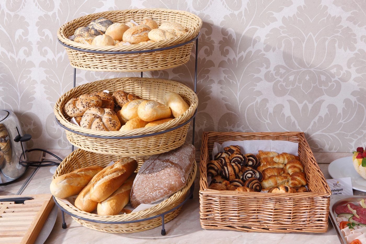 Six-Inn-Hotel-Restaurant-19