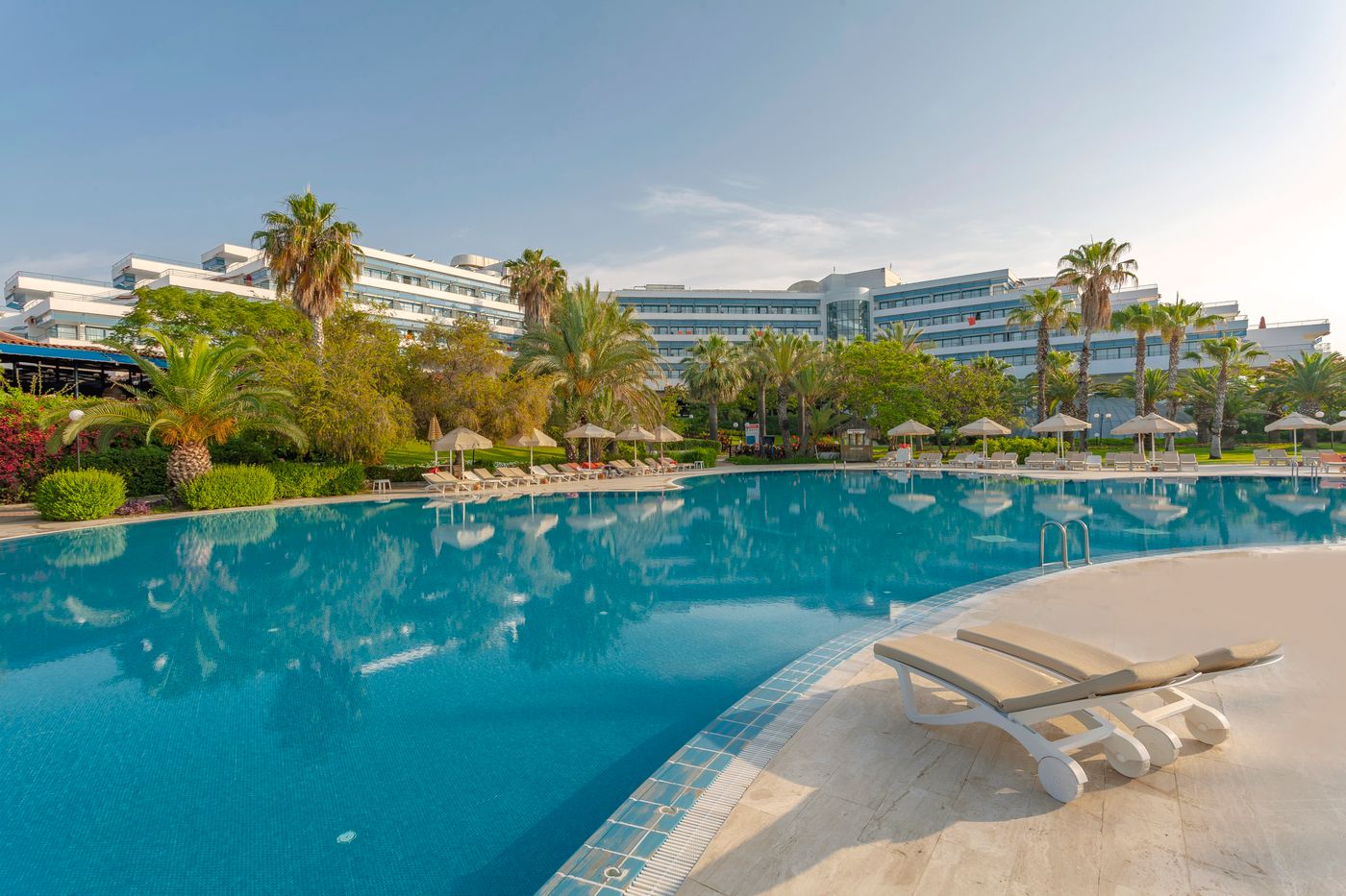 Sunrise Resort Hotel