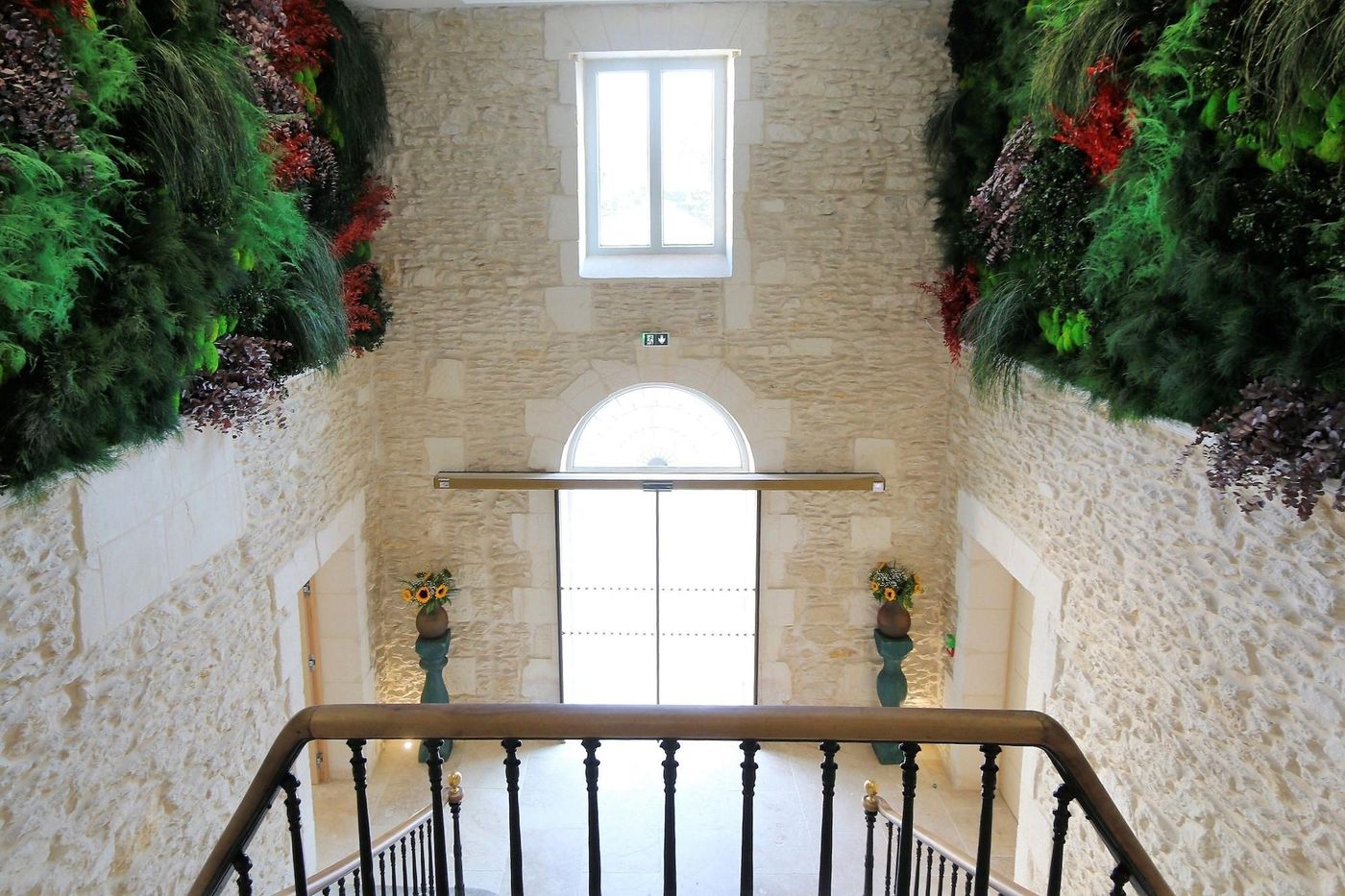 Le Saint Remy-France-St.-Rémy-De-Provence-Lobby-7