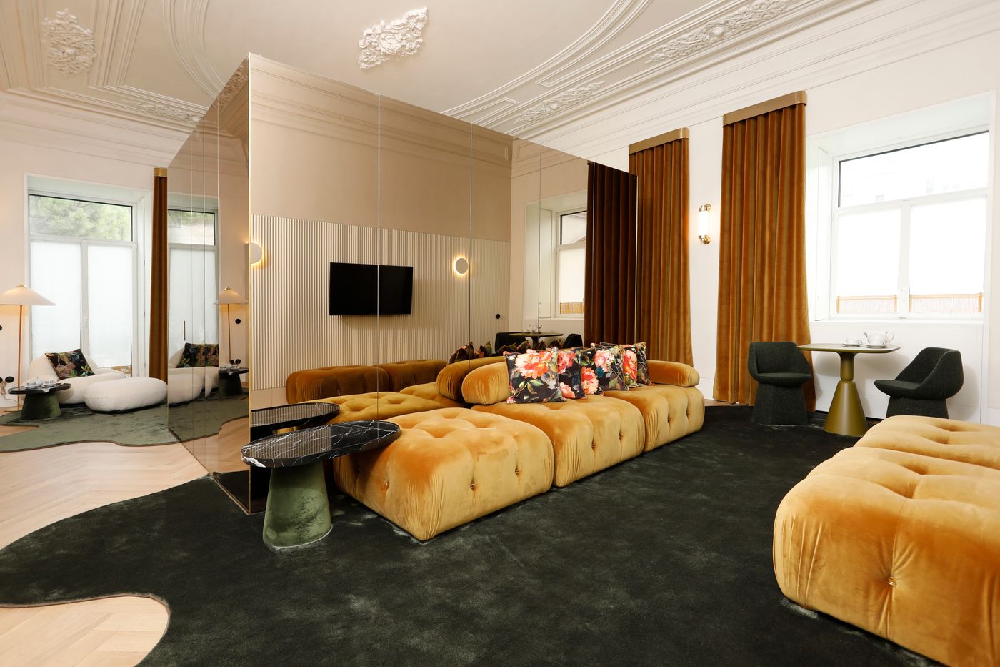 Montebelo-Vista-Alegre-Lisboa-Chiado-Hotel-Room-8