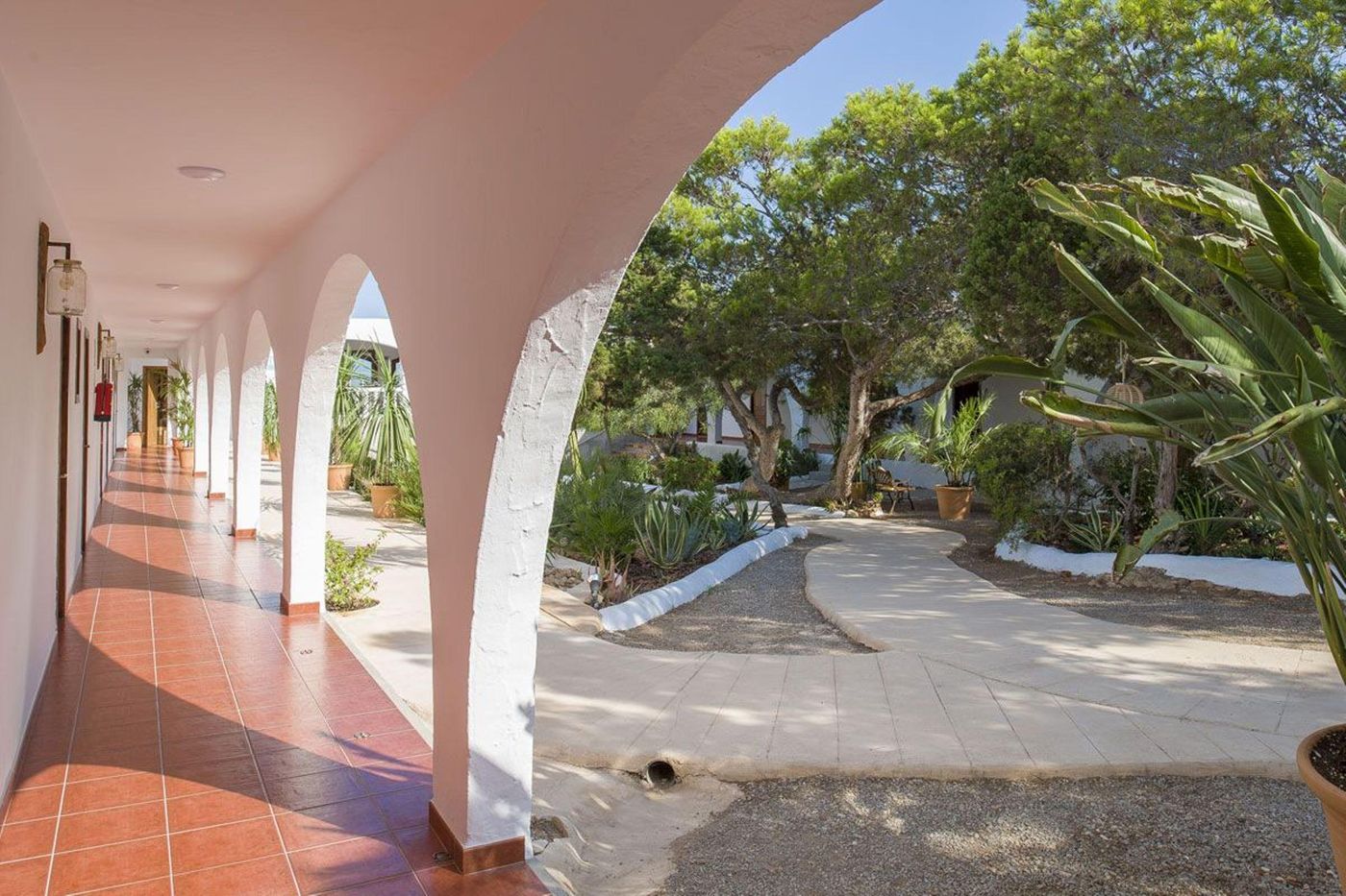 Hostal--La-Torre-General-view-3