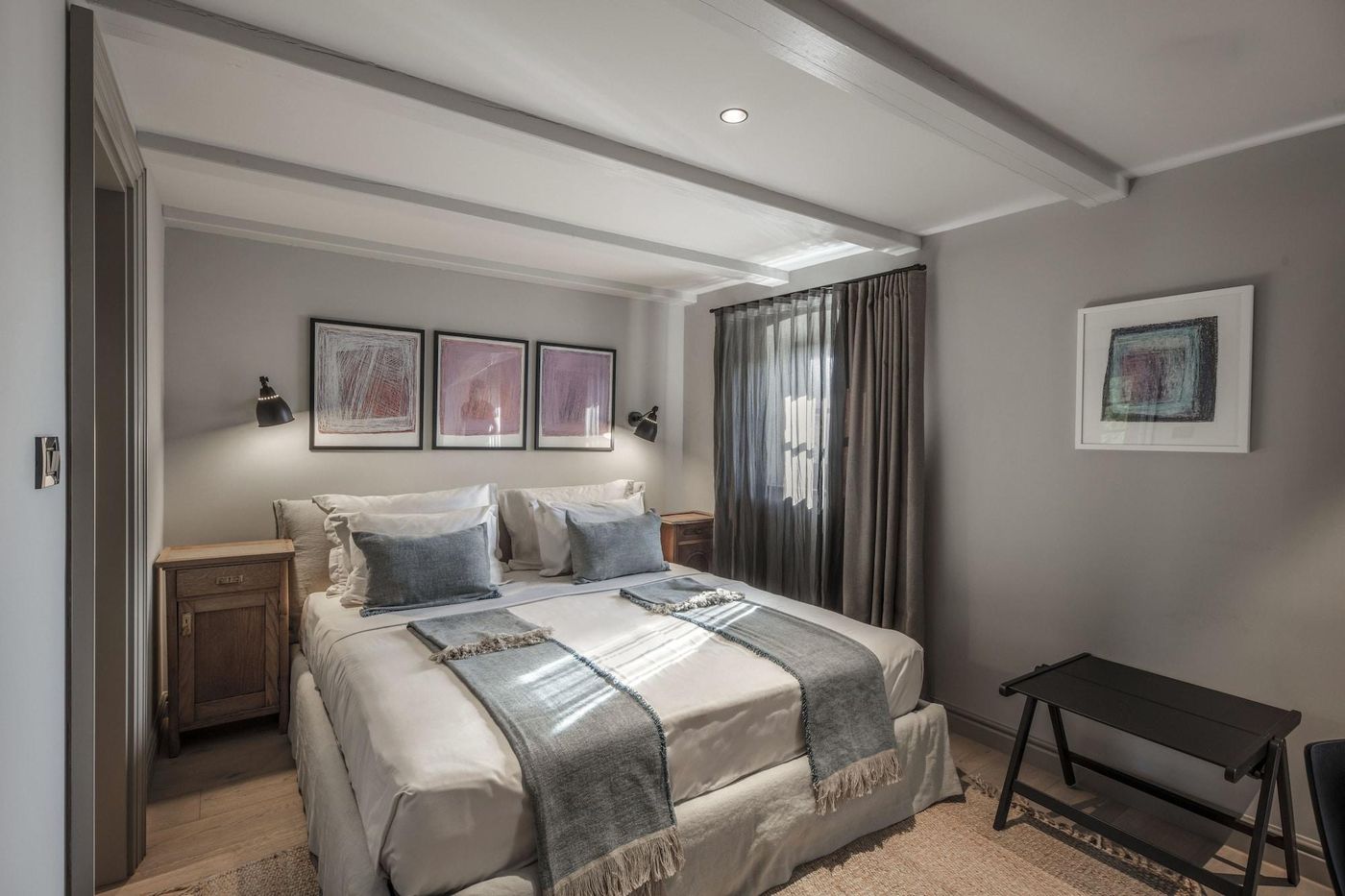 San-Canzian-Hotel-and-Residences-Room-28