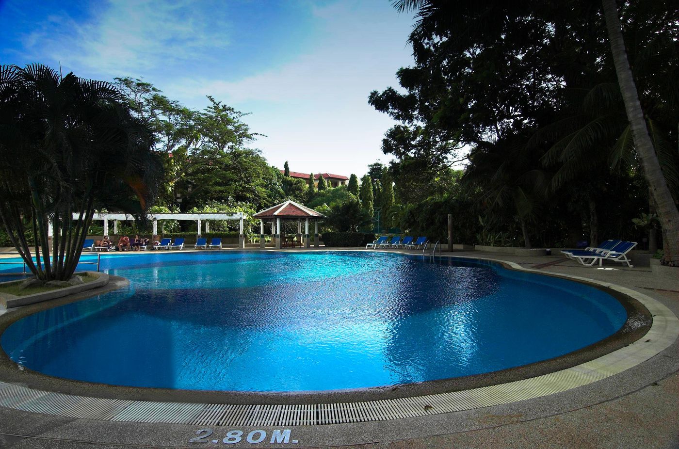 Waterfront-Suites-Phuket-by-Centara-Pool-5