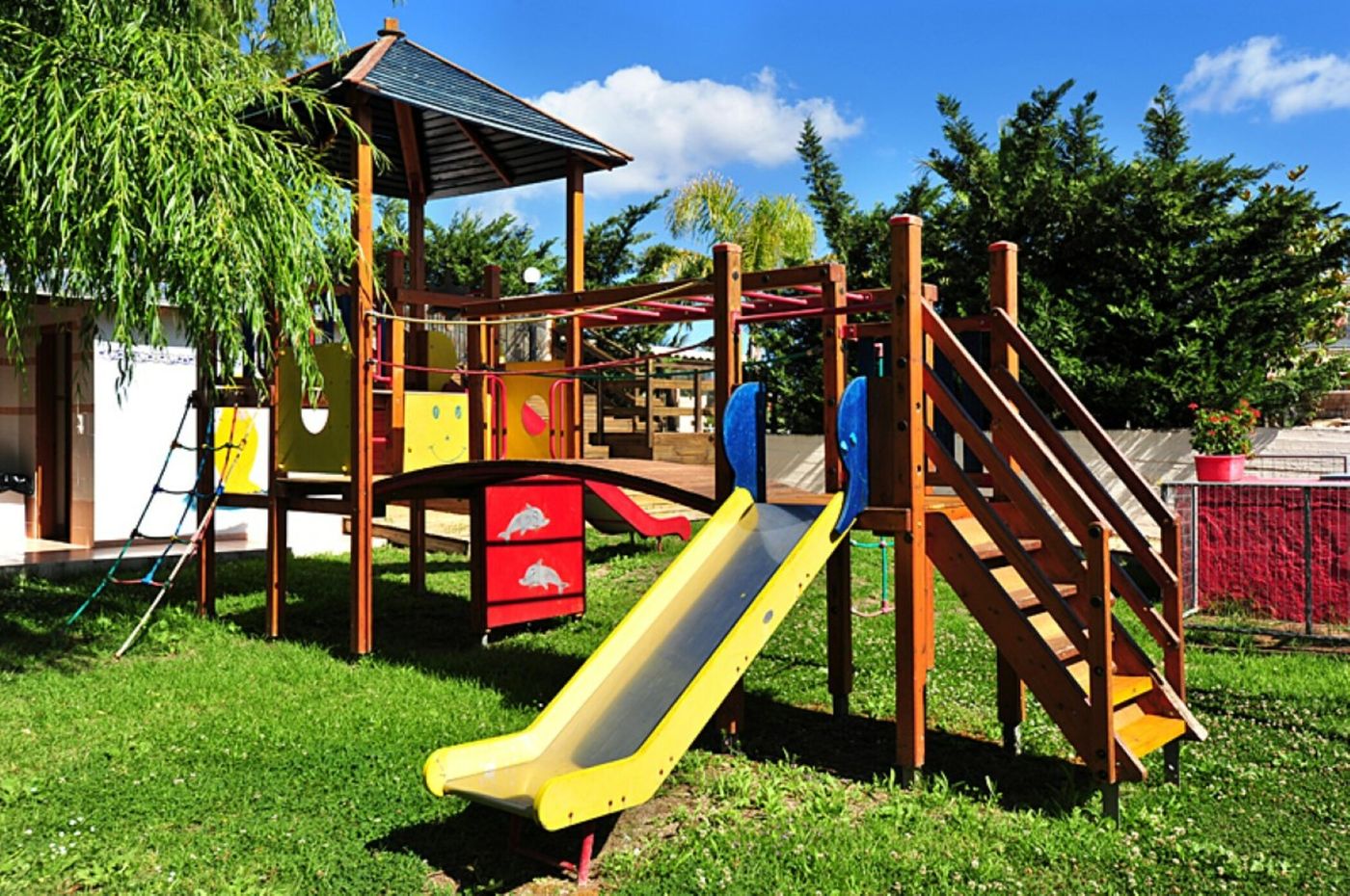 Contessa-Hotel-Sports-and-Entertainment-58