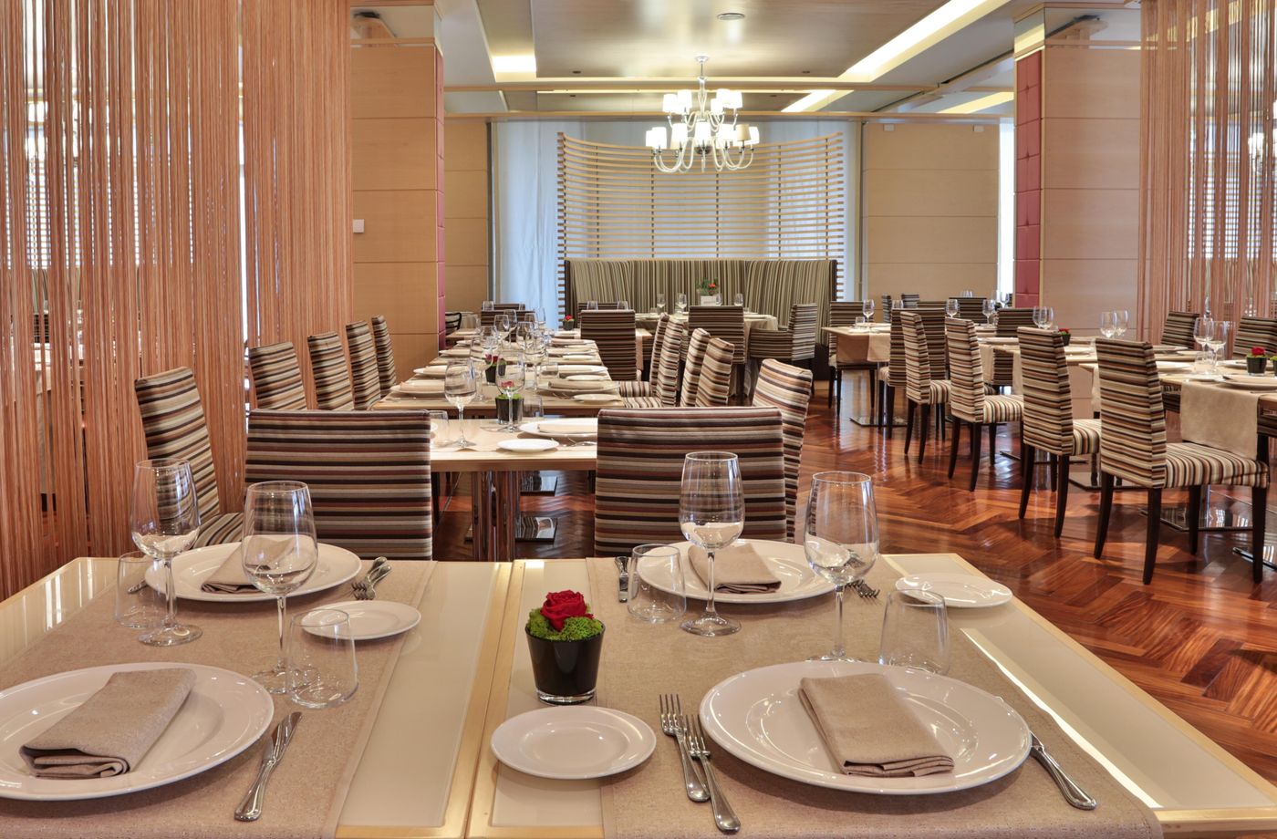 Unahotels-Expo-Fiera-Milano-Restaurant-32