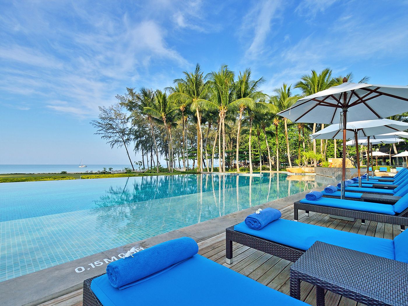 Dusit-Thani-Krabi-Beach-Resort-Pool-4