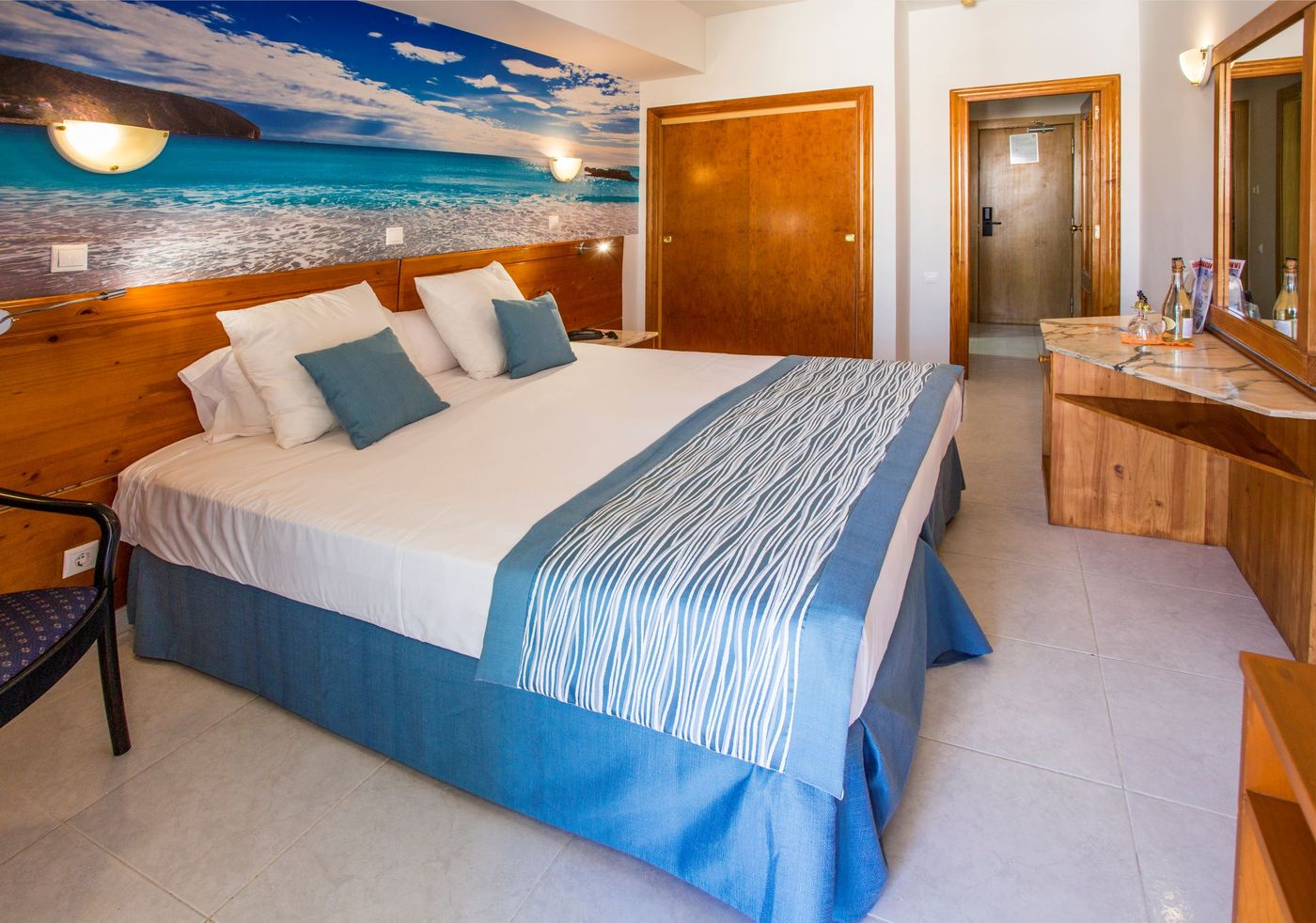 Magic-Cristal-Park-Room-13