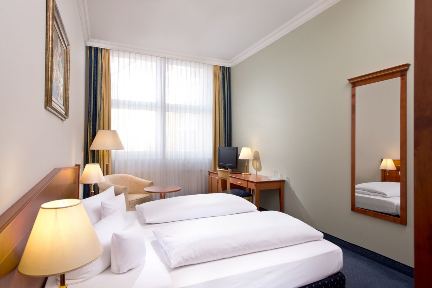 Wyndham-Garden-Berlin-Mitte-Room-8