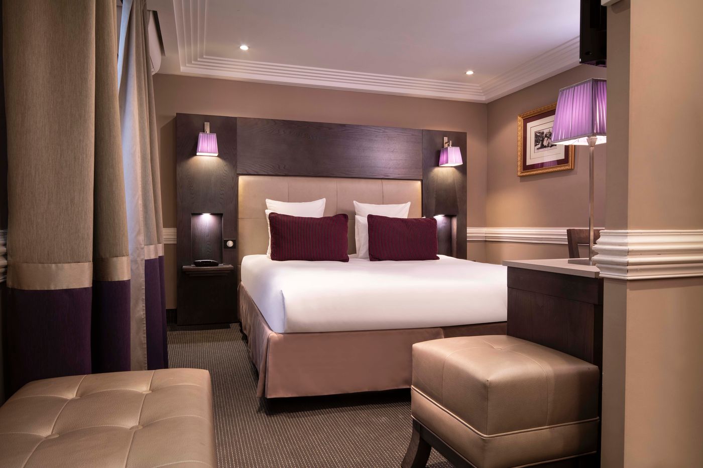 Elysees-Hotel-Room-16