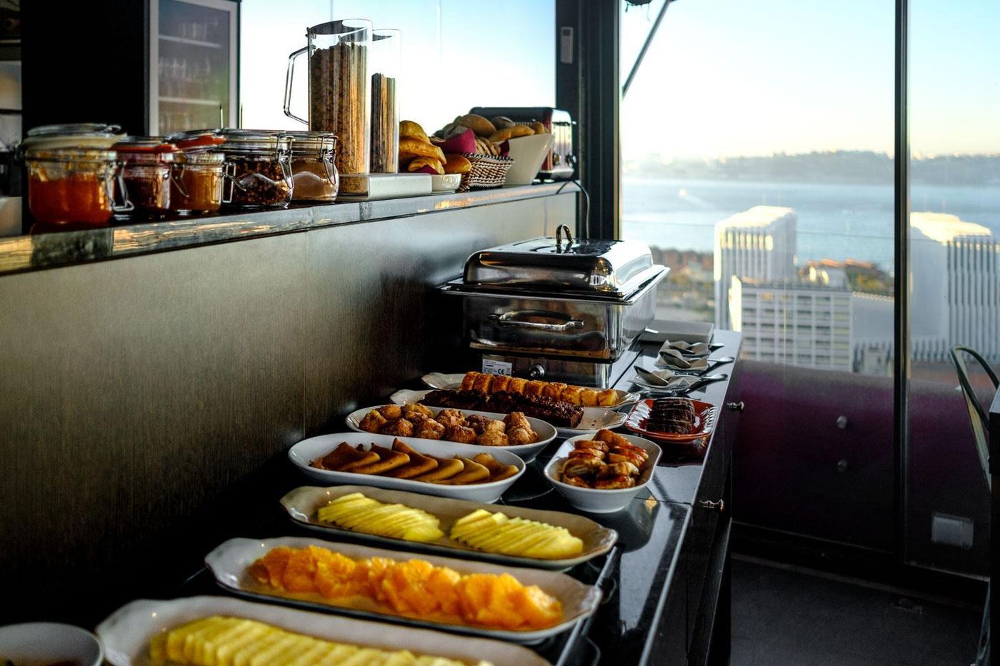 Monte Belvedere Hotel By Shiadu-Portugal-Lisbon-Restaurant-1