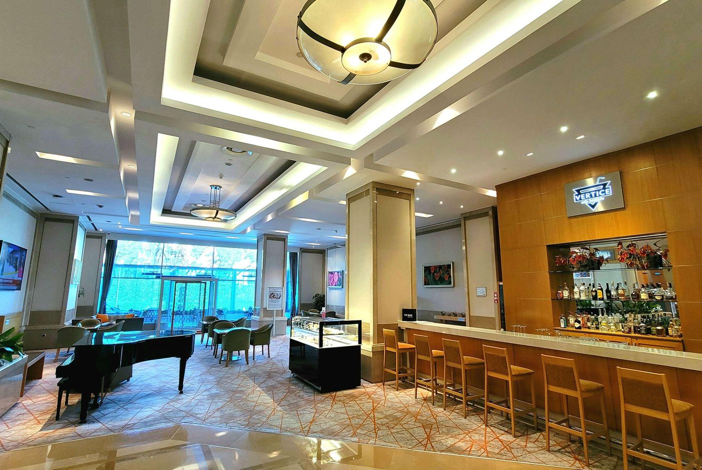 Wyndham-Grand-Izmir-Ozdilek-Bar-38