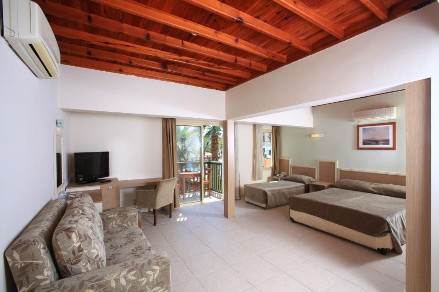 Parkim-Ayaz-Hotel-Room-31