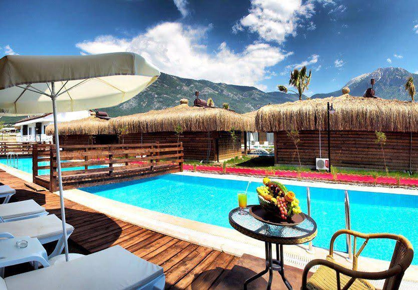 Sahra-Su-Holiday-Village---Spa-Room-15