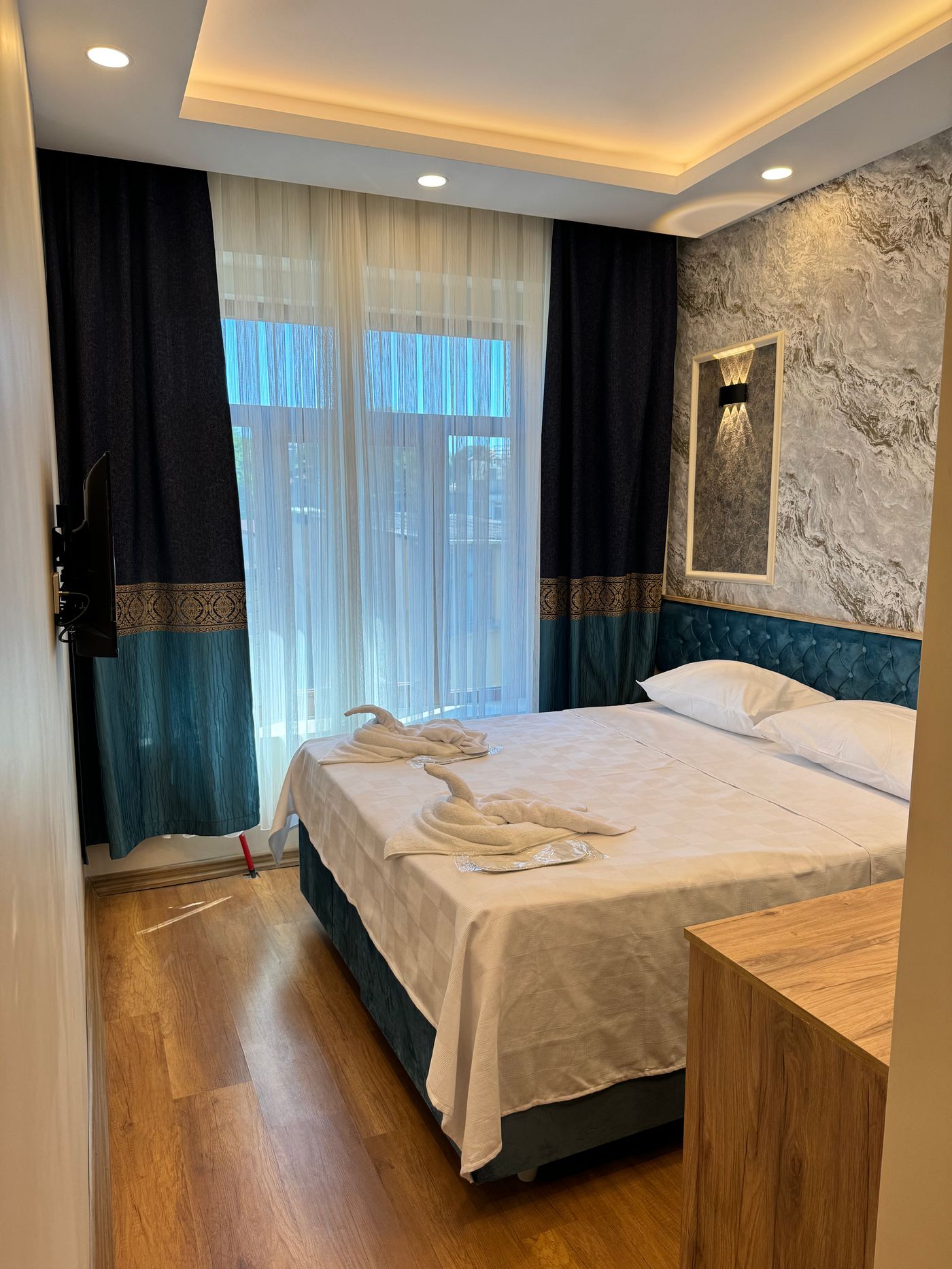 Riverside-Hotel-Room-21