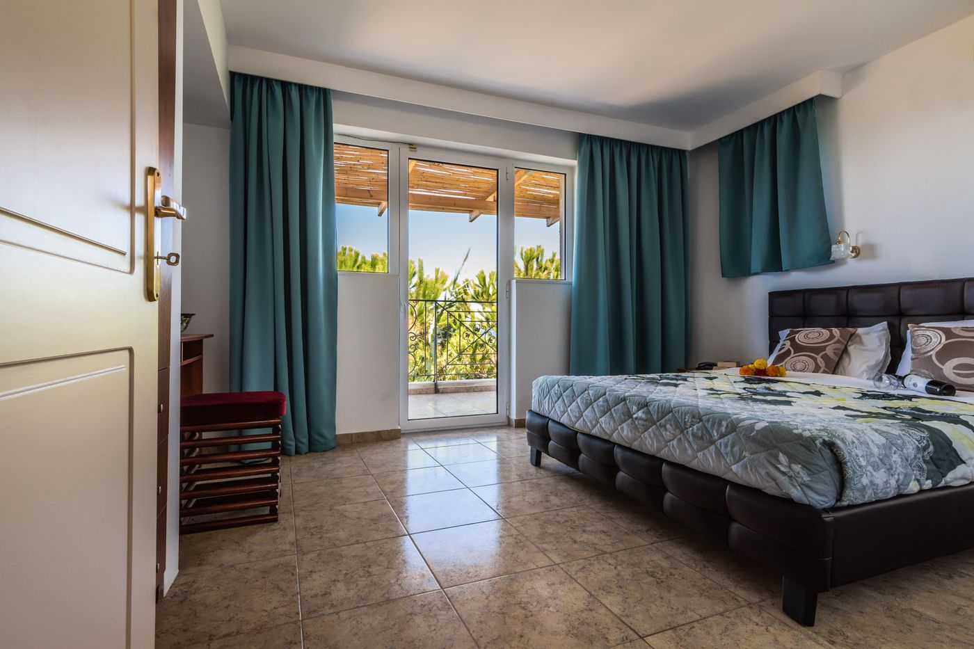 The-Small-Village-Room-28