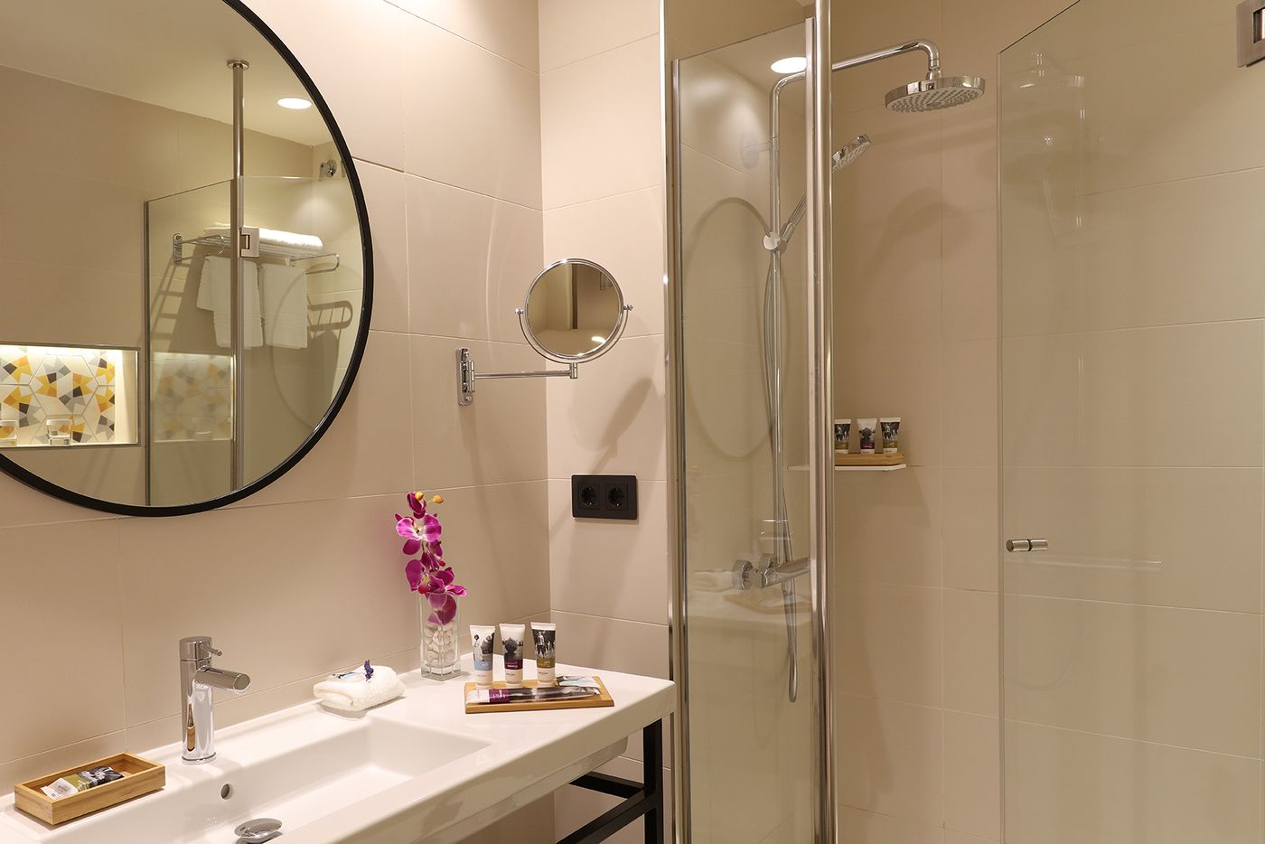 Mercure-Madrid-Plaza-De-Espana-Room-15