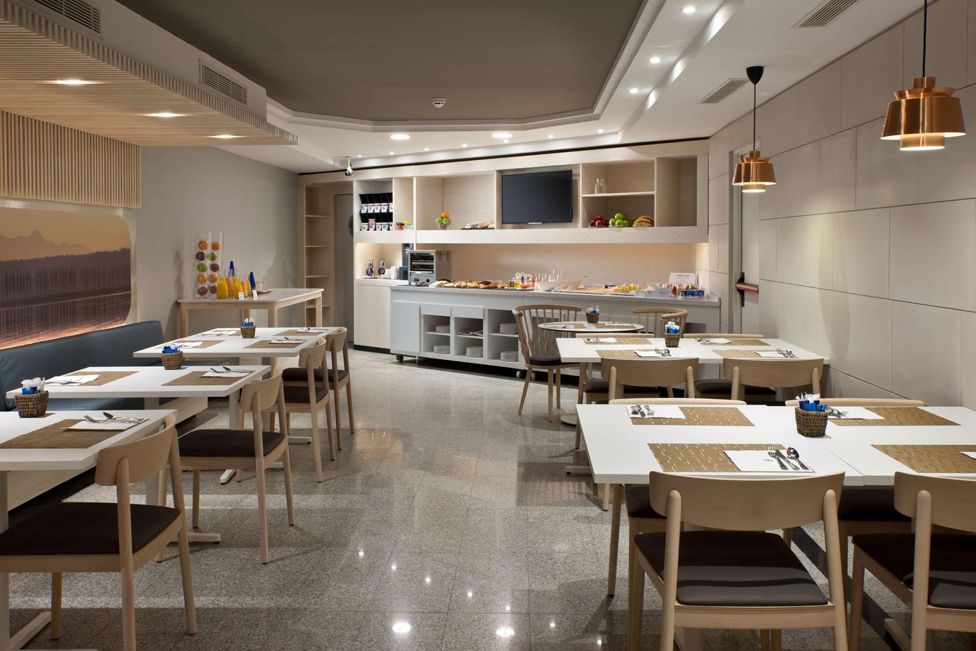 NH-Madrid-Atocha-Restaurant-28