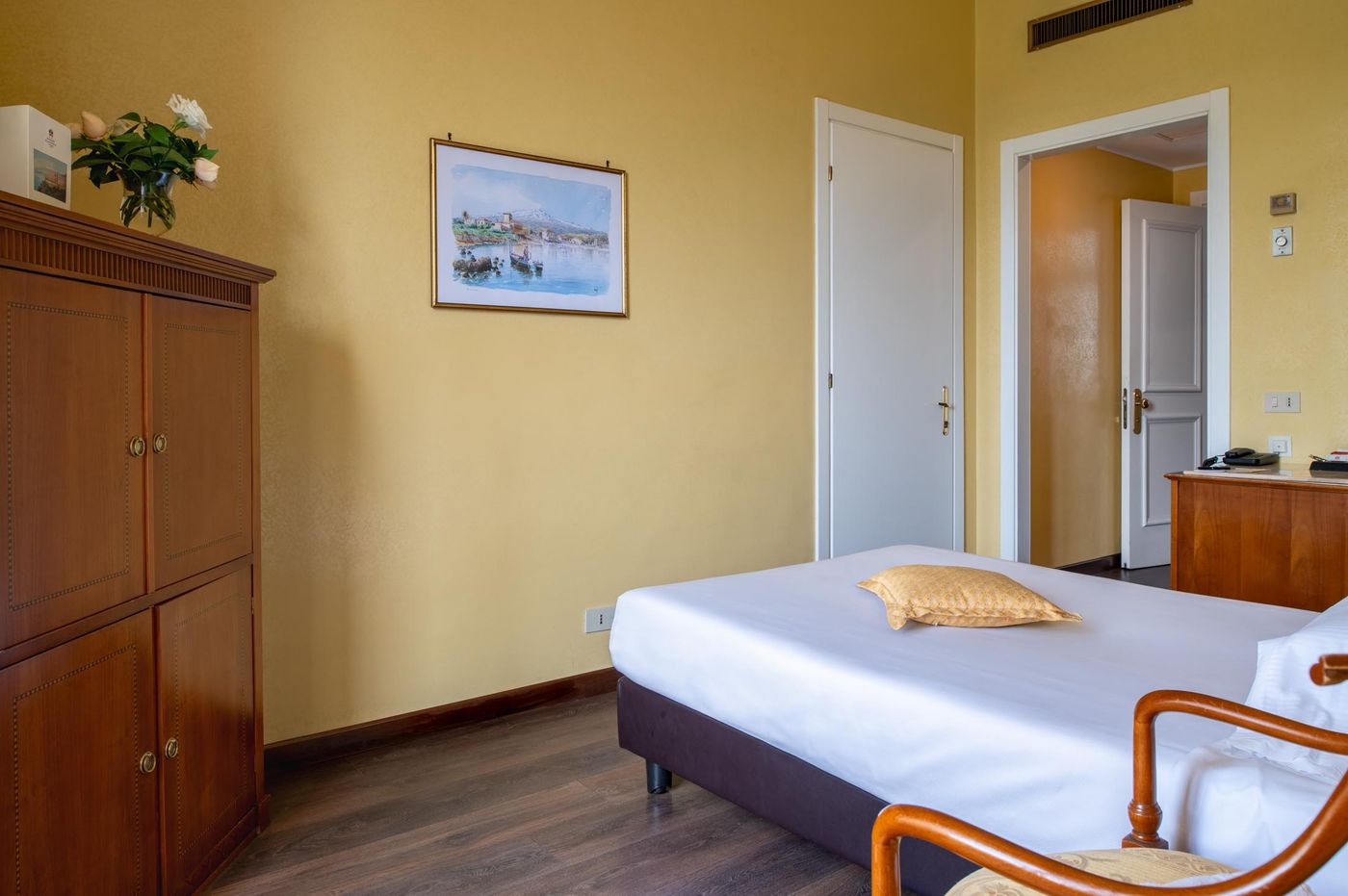 Excelsior-Palace-Room-32