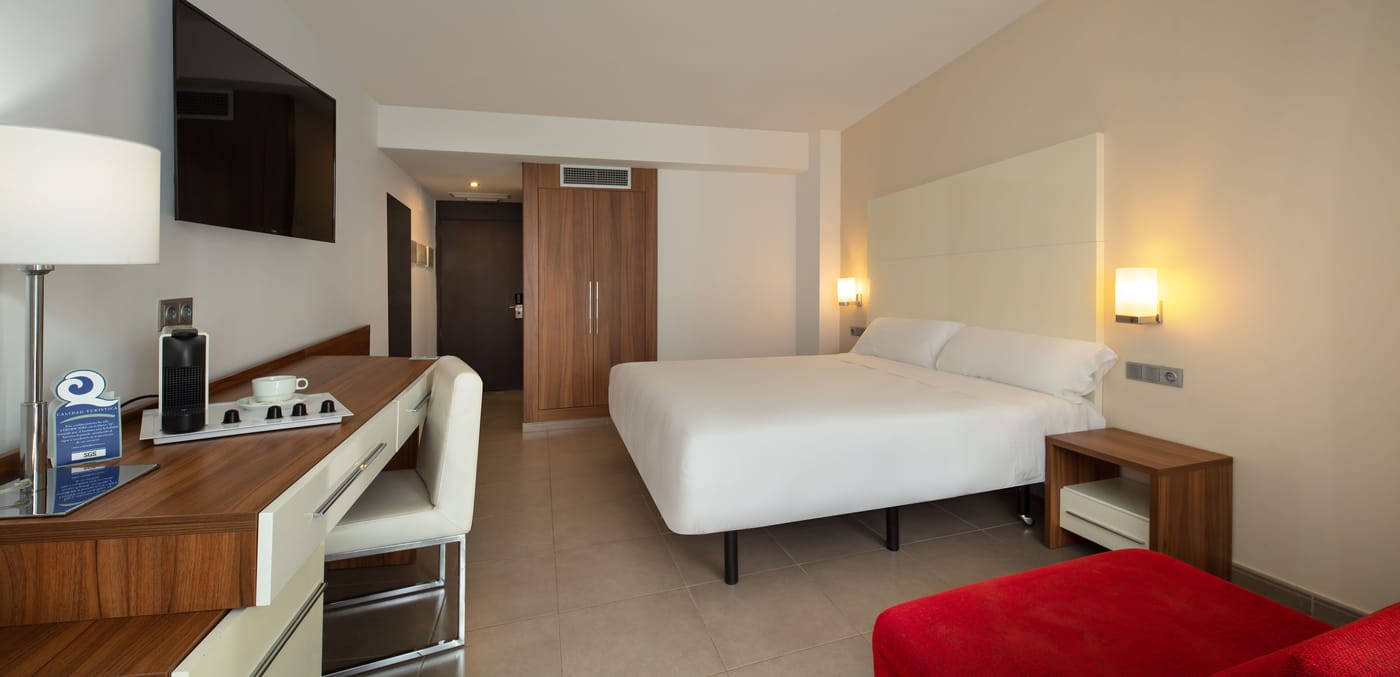 11.11.25 RH Boutique Portocristo