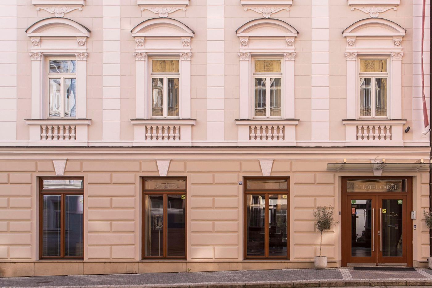 Hotel-Carol-General-view-38