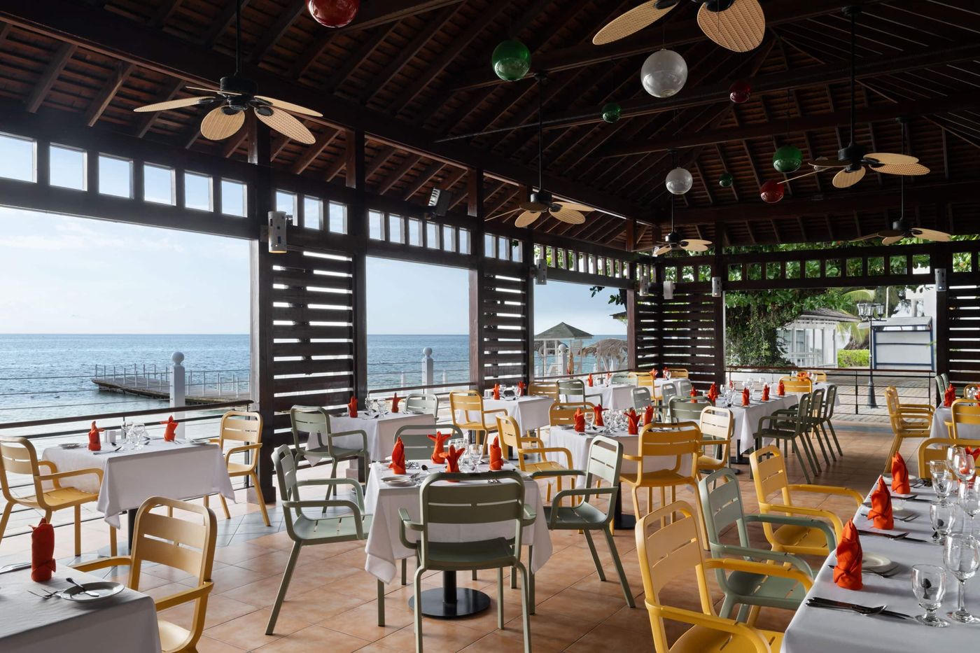 Grand-Decameron-Montego-Bay--A-Trademark-All-Inclusive-Restaurant-40