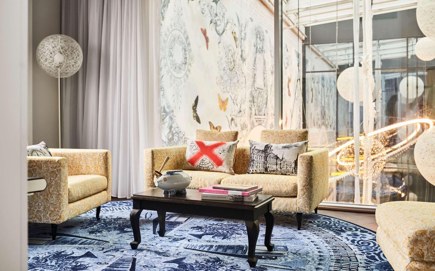 Andaz-Amsterdam-Prinsengracht-a-concept-by-Hyatt-Room-15