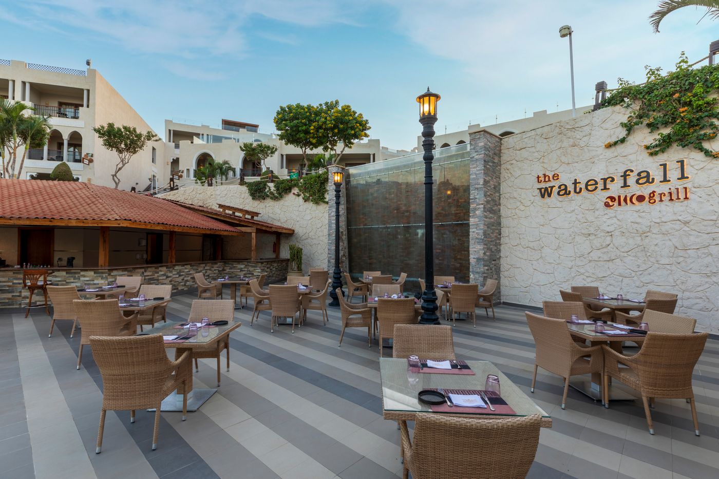 SUNRISE Arabian Beach Resort 04.09