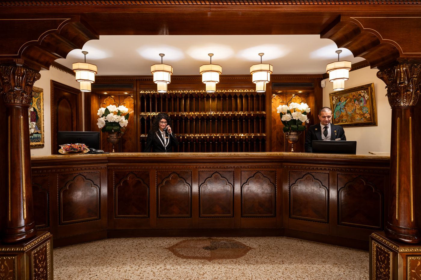 Ai-Mori-d-Oriente-Lobby-14