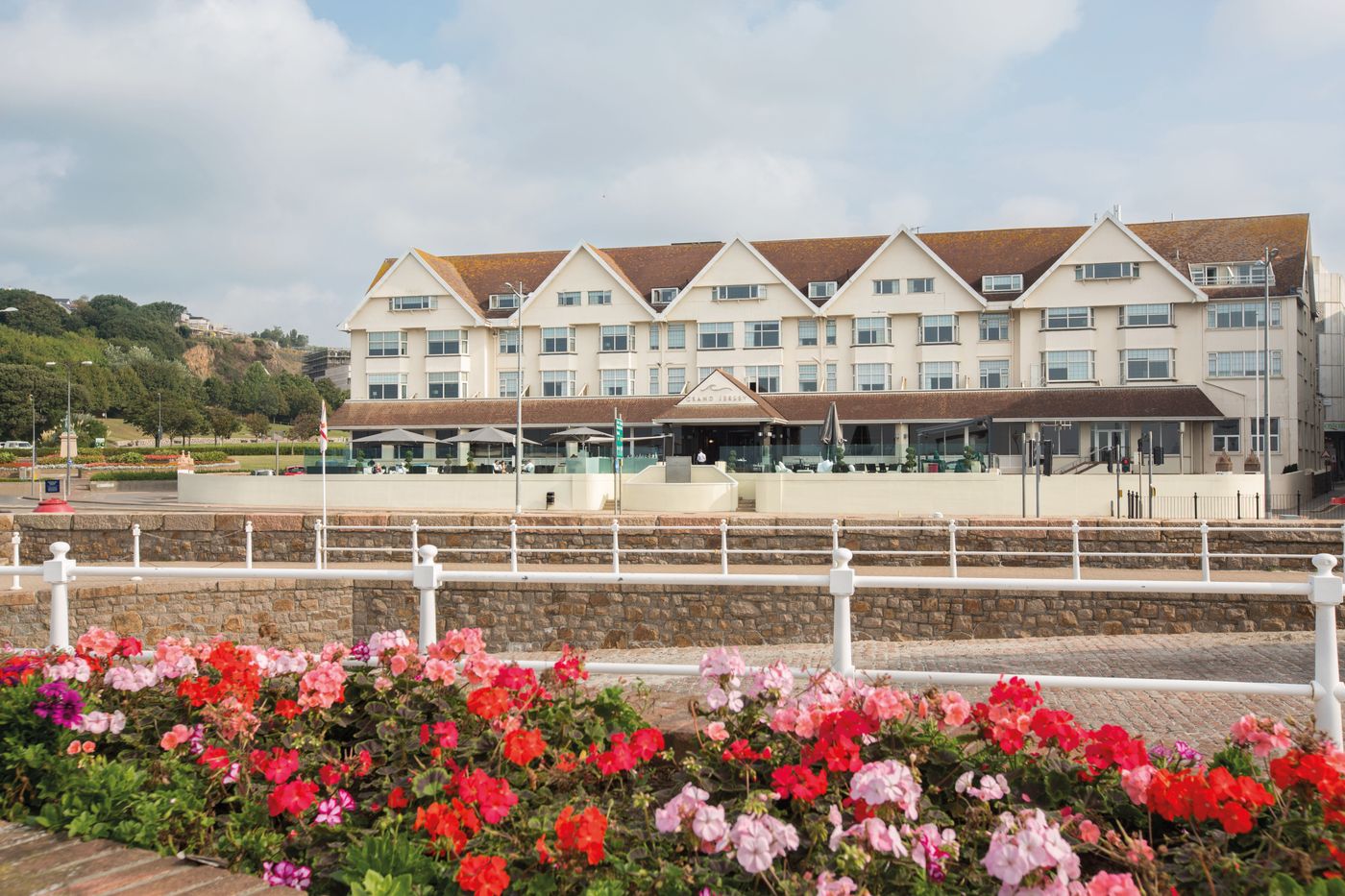 Grand-Jersey-Hotel---Spa-General-view-1