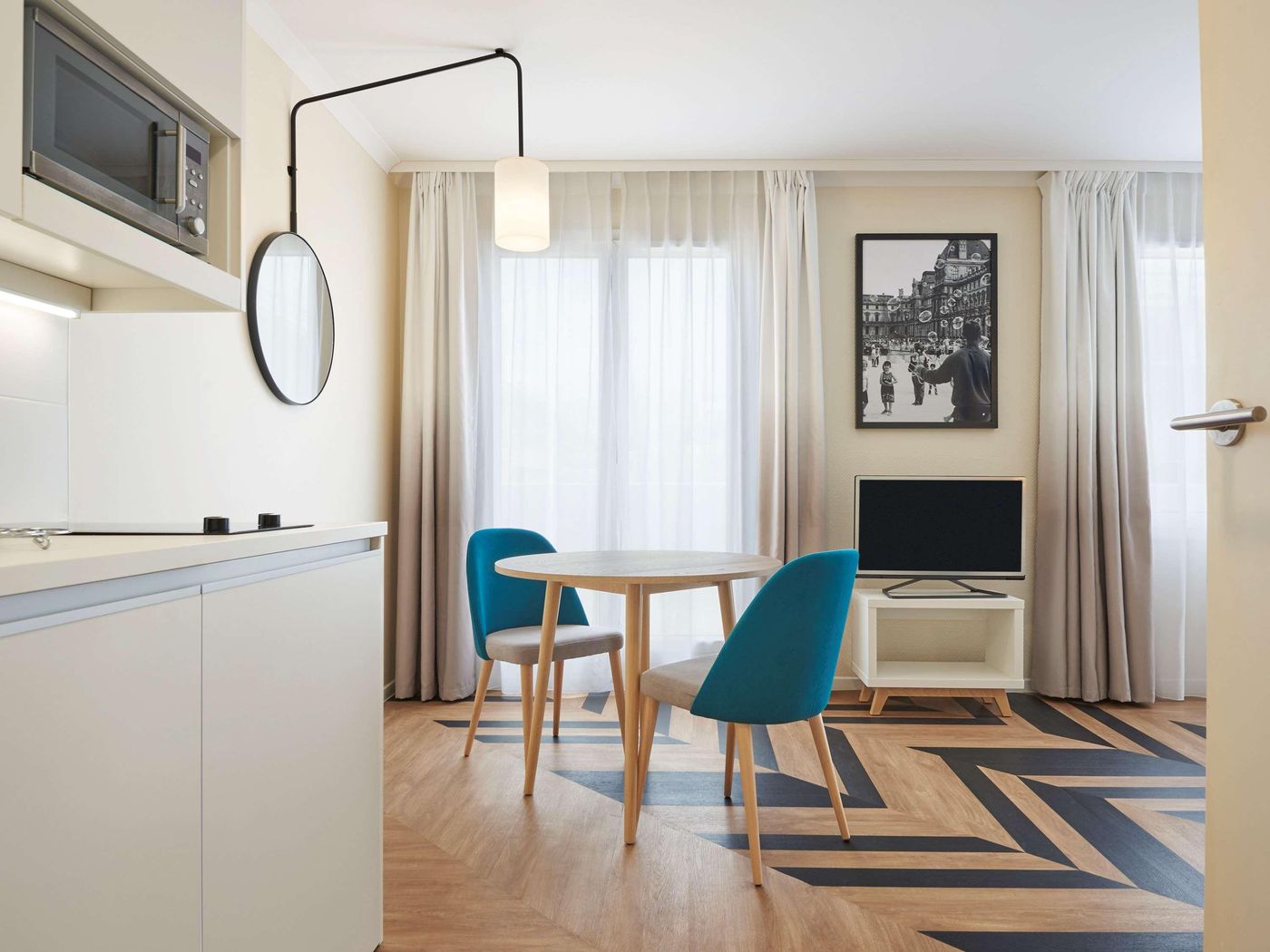 Aparthotel-Adagio-Porte-de-Versailles-Room-23